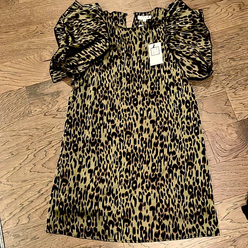 Olive leopard print silk shift dress!
